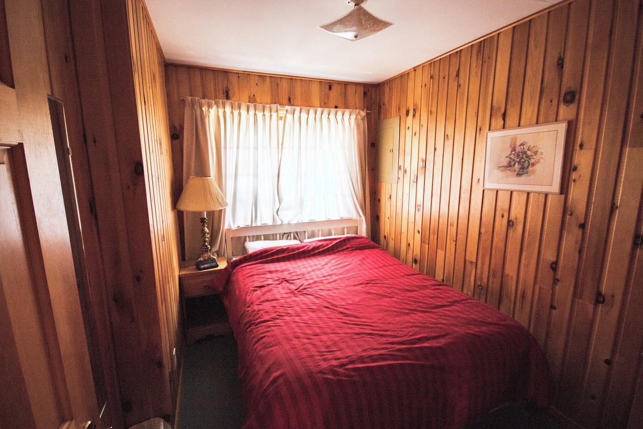 High Falls Bay Cottages, Camping & Waterpark Bracebridge Exterior foto