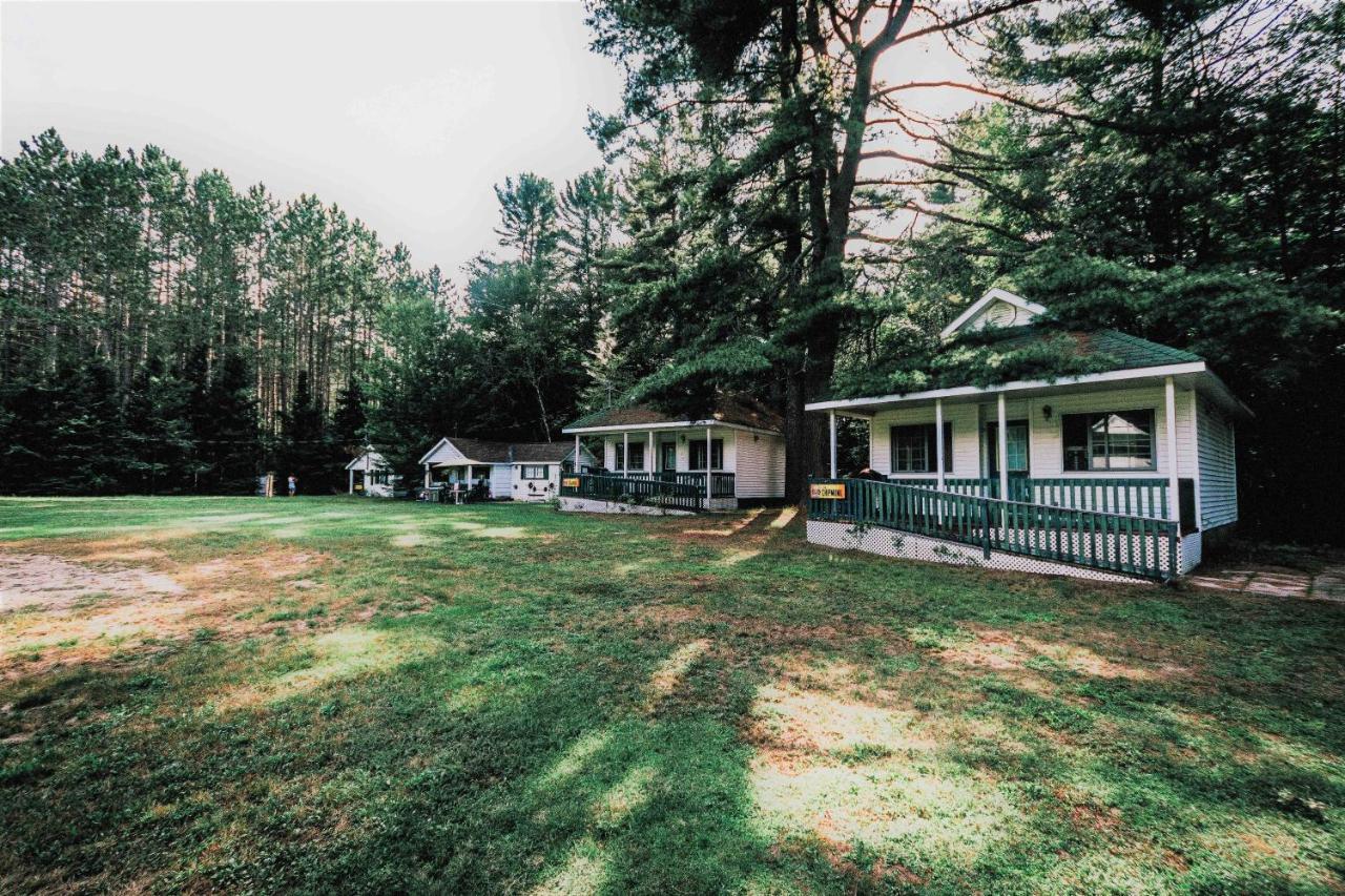 High Falls Bay Cottages, Camping & Waterpark Bracebridge Exterior foto